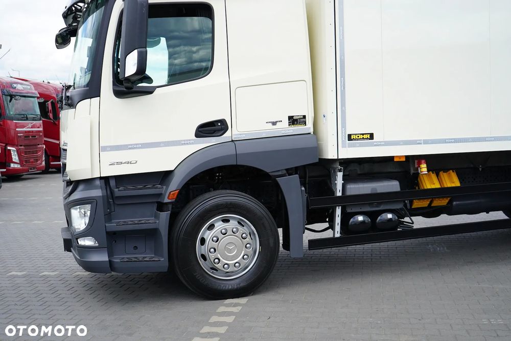 Mercedes-Benz ACTROS / 2540 / ACC / E 6 / CHŁODNIA + WINDA / 20 PALET / OŚ SKRĘTNA - 24