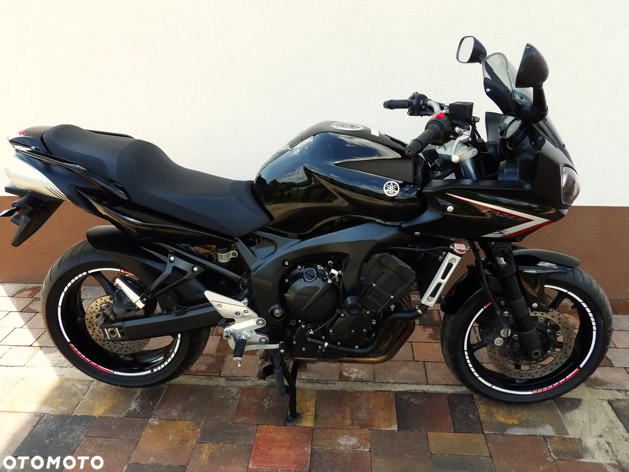 Yamaha FZ6 - 3