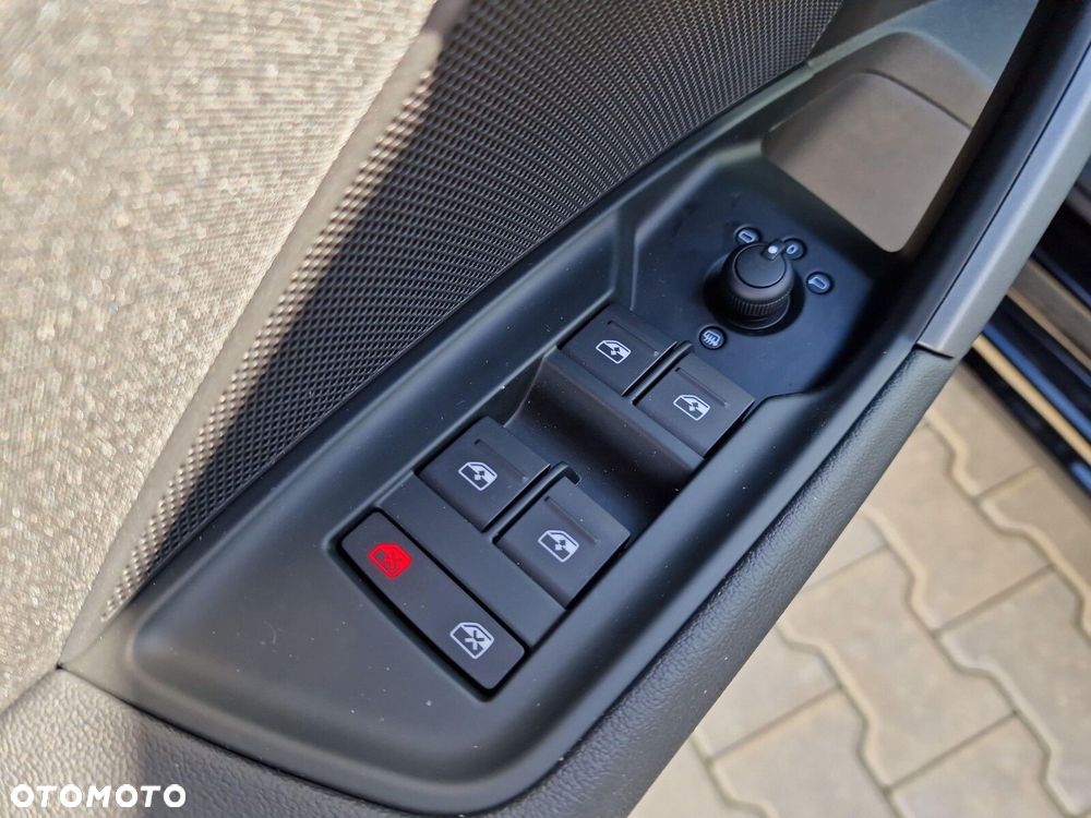 Audi A3 Sportback 30 TFSI mHEV S tronic - 25