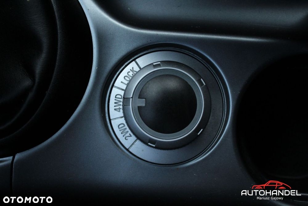 Mitsubishi Outlander - 18