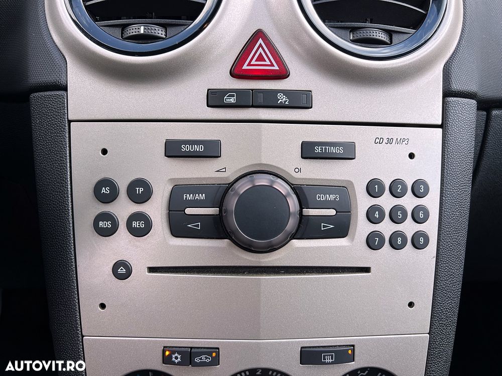 Opel Corsa 1.2 16V - 17