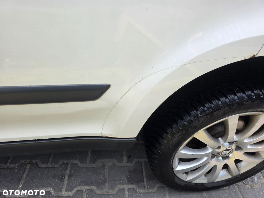 Skoda Yeti 2.0 TDI DPF 4x4 Ambition DSG - 16