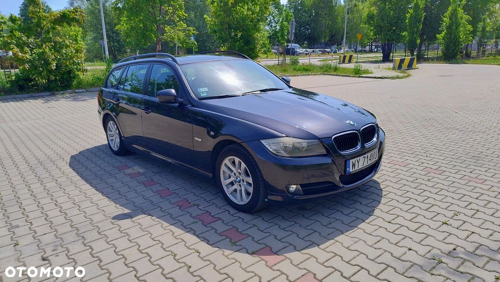 BMW Seria 3 318d DPF - 2