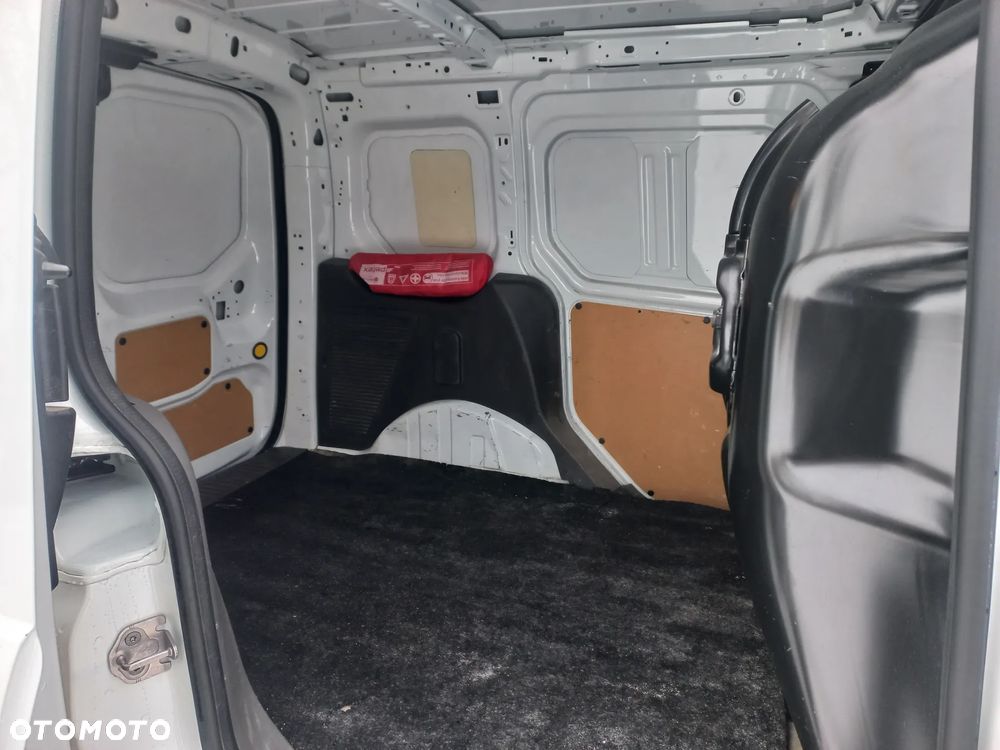 Ford Transit Connect - 12