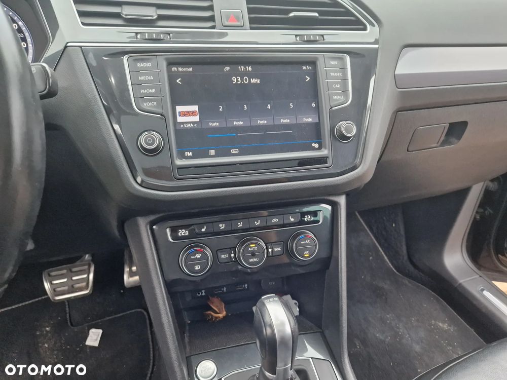 Volkswagen Tiguan 2.0 TDI SCR 4MOTION DSG Highline - 16