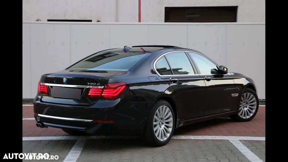 BMW Seria 7 730d - 27