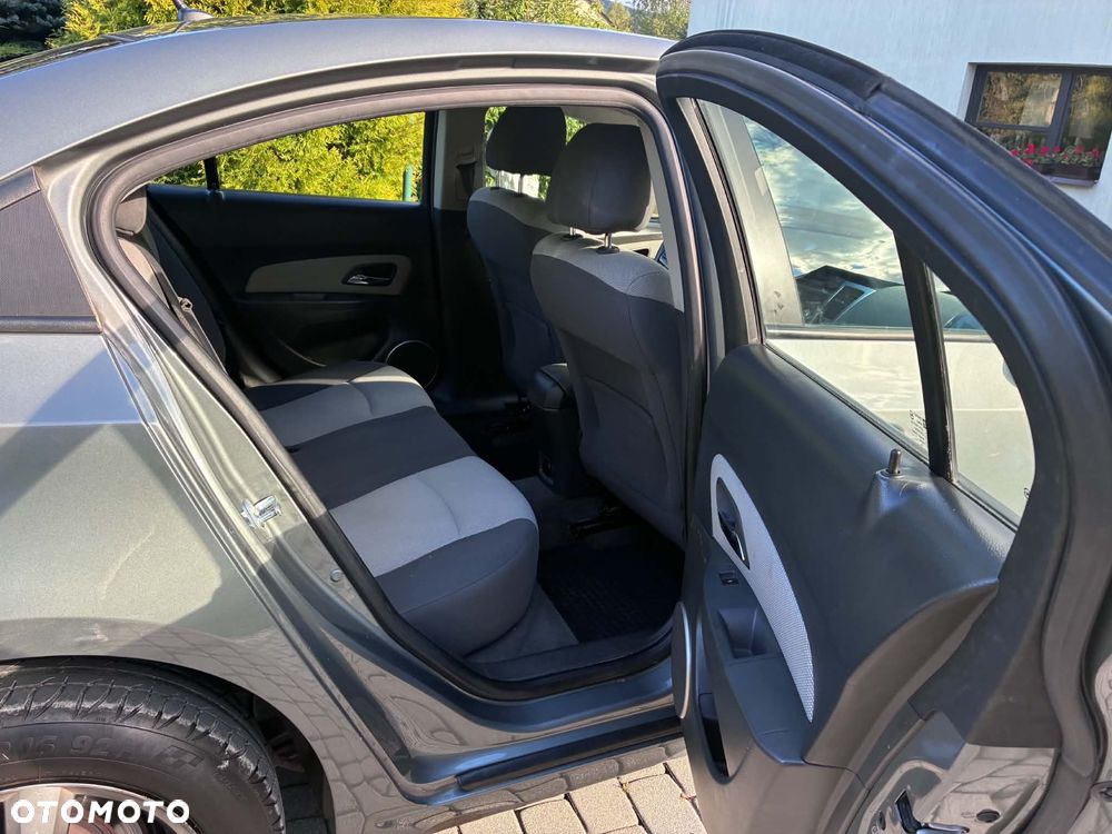 Chevrolet Cruze 2.0 VDCi LS - 14
