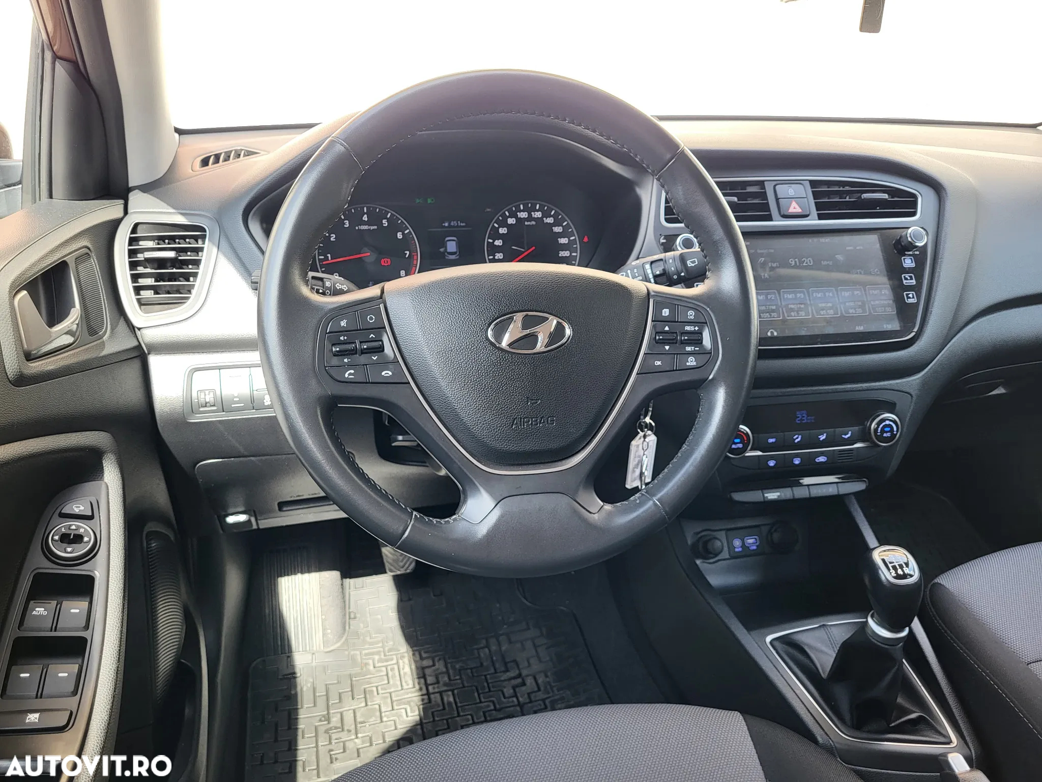 Hyundai i20 1.25 84CP M/T Comfort - 17