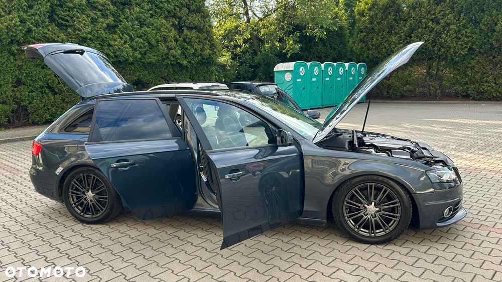 Audi A4 Avant 2.0 TDI - 10