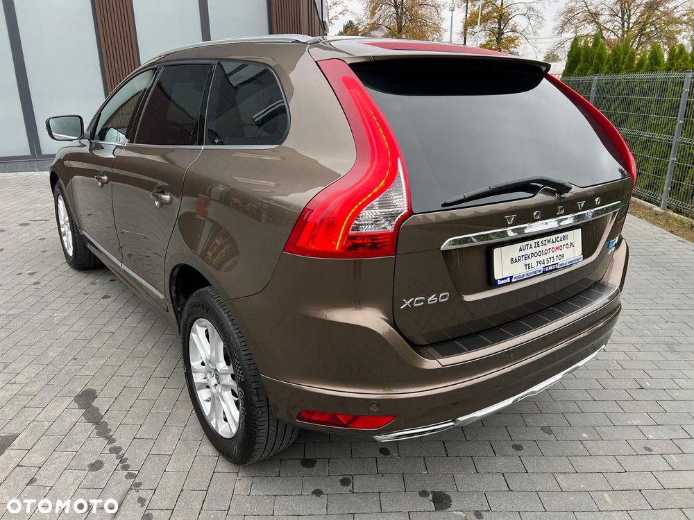 Volvo XC 60 D4 AWD Summum - 6