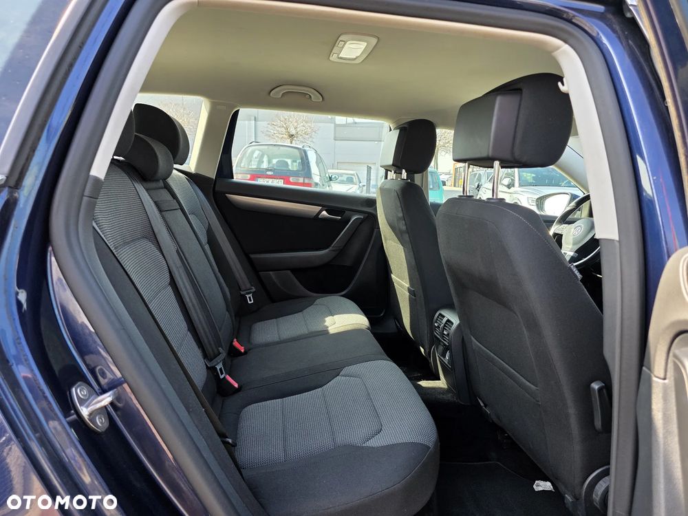 Volkswagen Passat 1.4 TSI DSG BlueMotion Technology Business Edition - 7