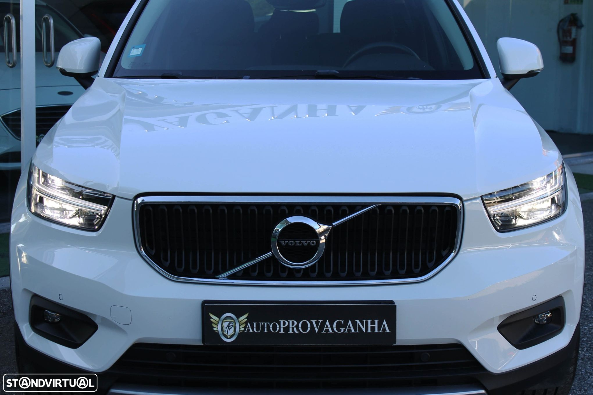 Volvo XC 40 1.5 T2 Momentum Core - 34