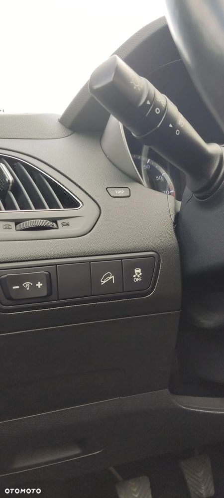 Hyundai ix35 1.6 2WD Style - 17