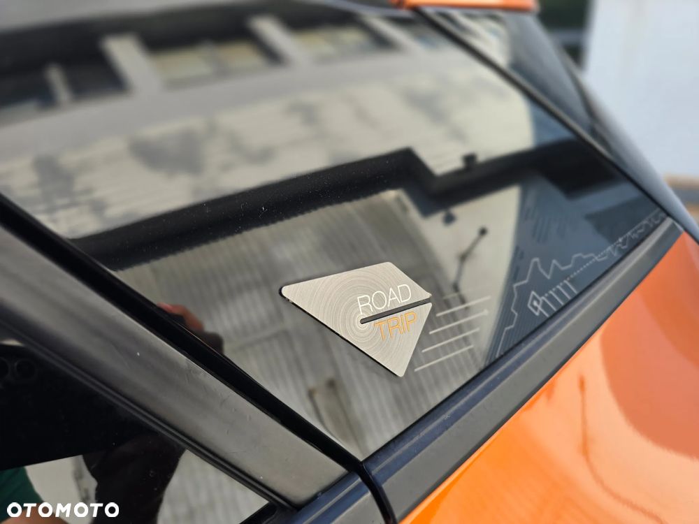 Peugeot 2008 1.2 PureTech Allure S&S EAT8 - 29