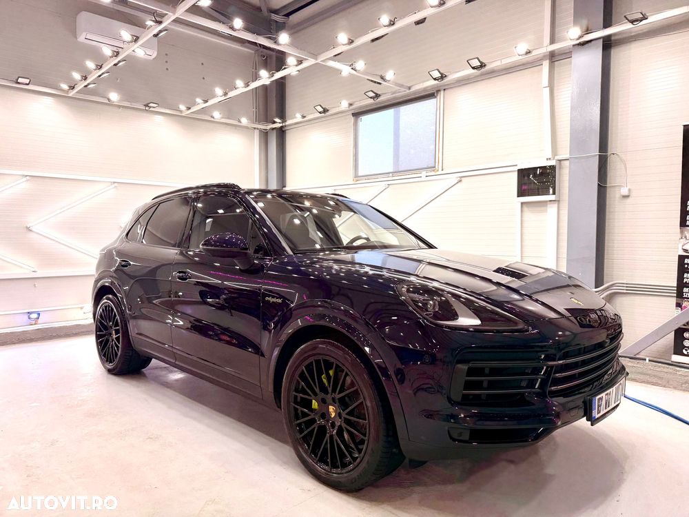 Porsche Cayenne E-Hybrid Tiptronic S - 6