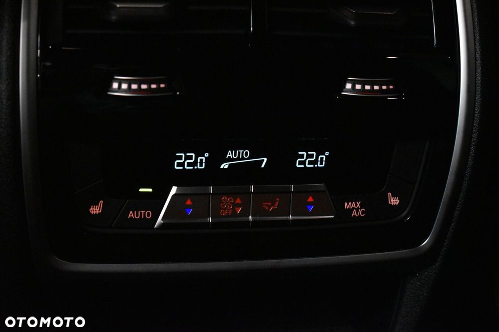 BMW X7 xDrive40d mHEV M Sport Edition sport - 24