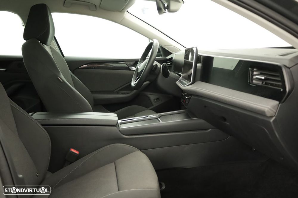 VW Passat Variant 1.5 TSI eHybrid DSG - 19