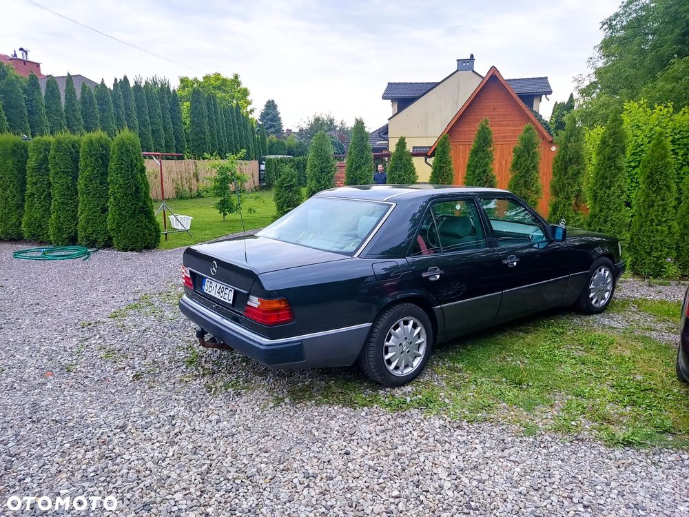 Mercedes-Benz W124 (1984-1993) - 33