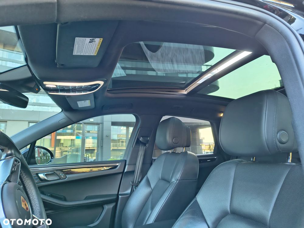 Porsche Macan Standard - 25