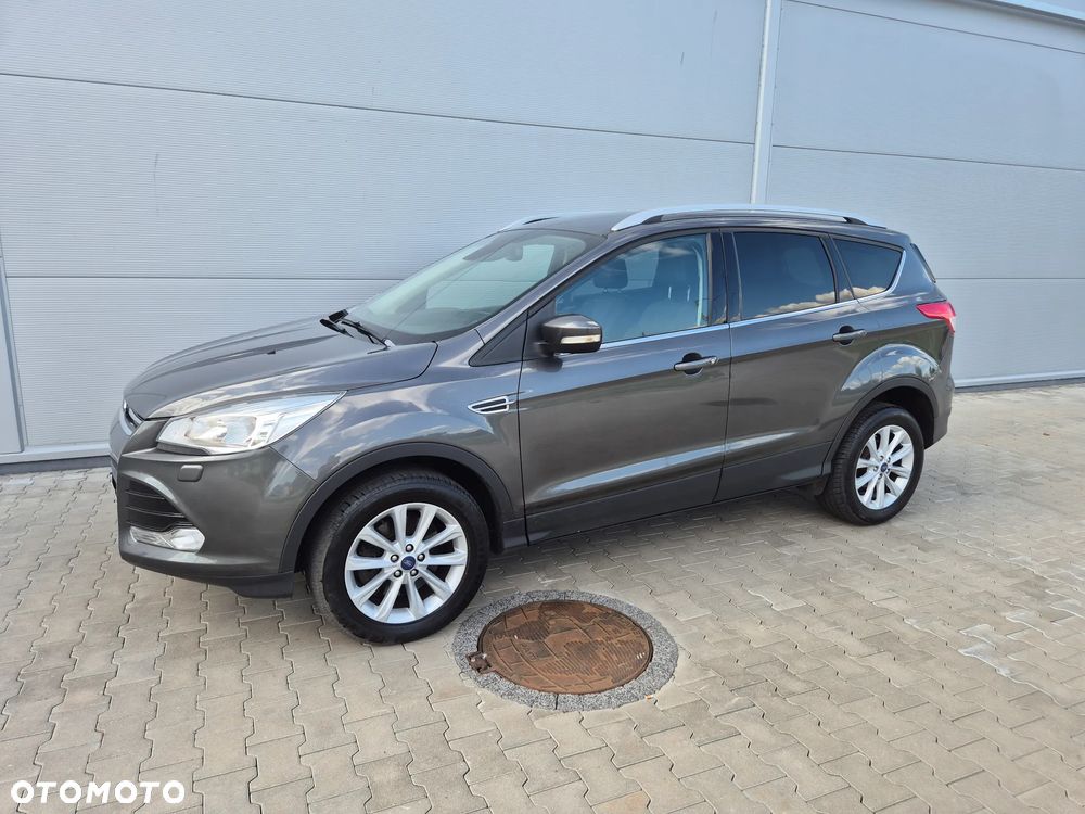 Ford Kuga 2.0 TDCi 2x4 Titanium - 6