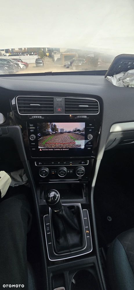 Volkswagen Golf 1.6 TDI SCR IQ.DRIVE - 18