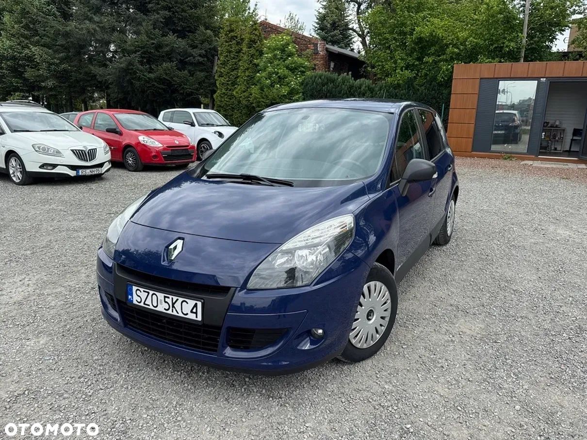 Renault Scenic - 1