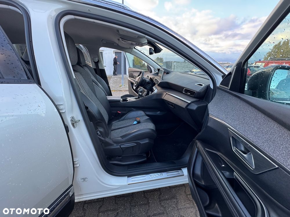 Peugeot 3008 PureTech 130 Stop & Start GPF Allure - 7