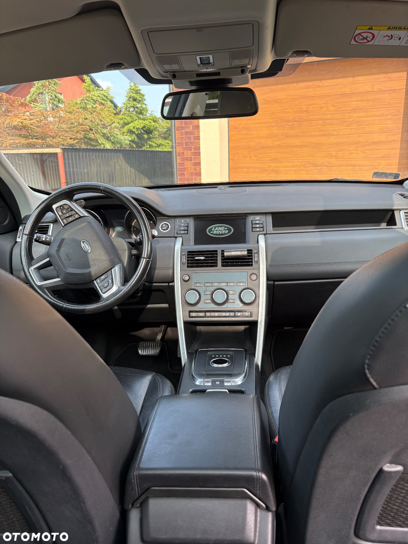 Land Rover Discovery Sport - 10