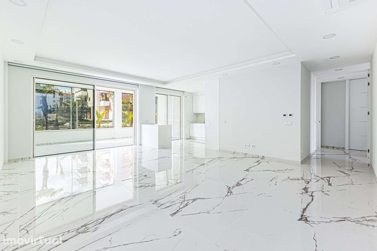 Apartamento T2 com Piscina | Lagos - Grande imagem: 2/21