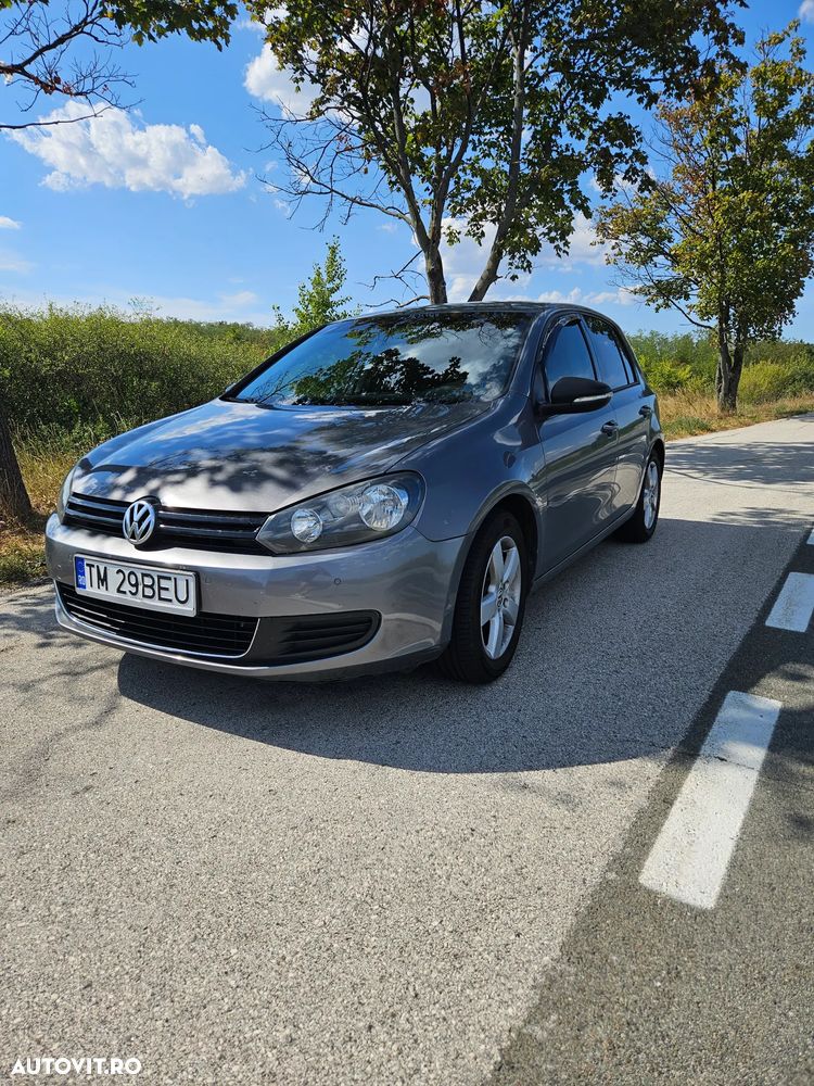 Volkswagen Golf - 2