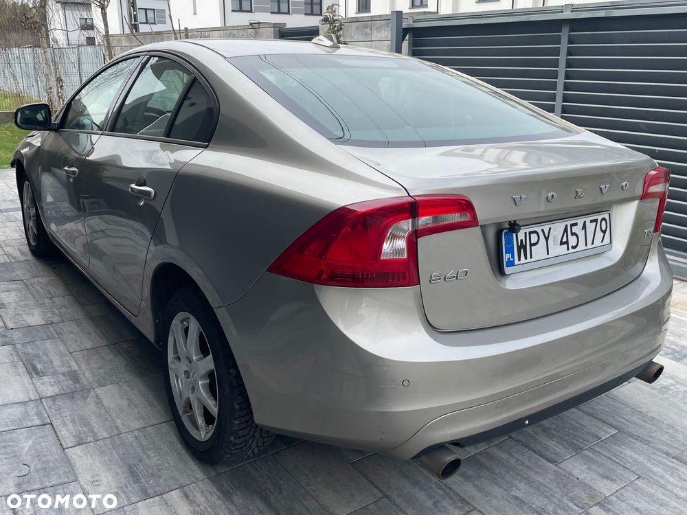 Volvo S60 T3 Drive-E Kinetic - 6