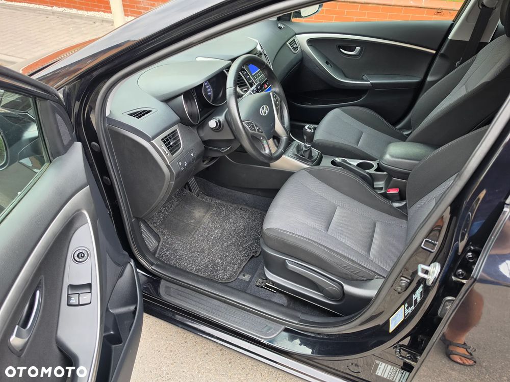 Hyundai i30 1.6 Style - 17