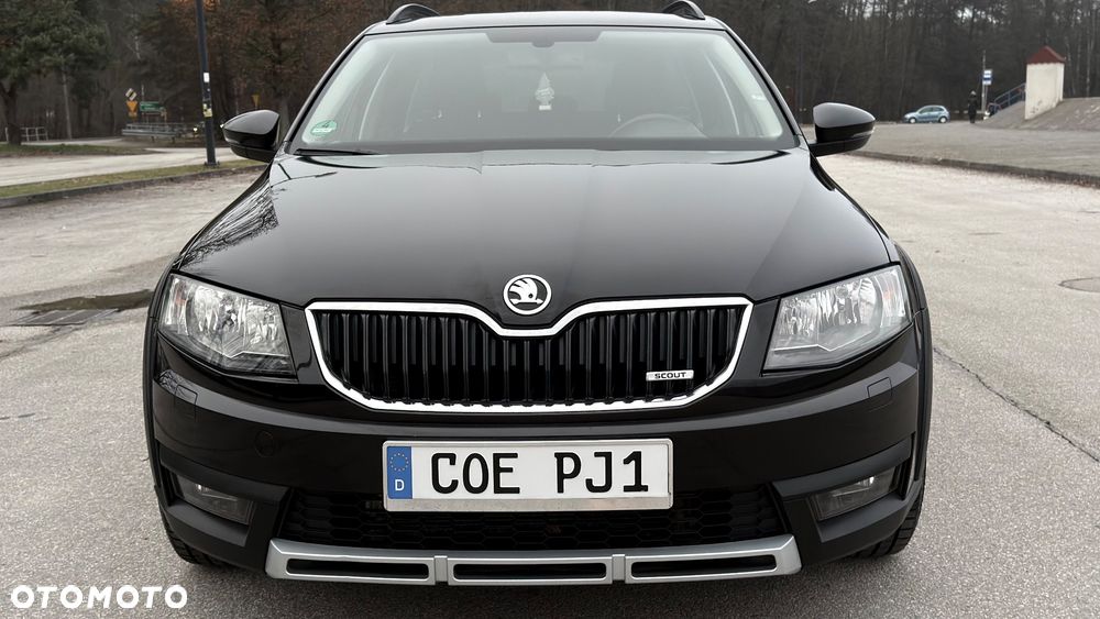 Skoda Octavia 2.0 TDI 4x4 DSG Scout - 22