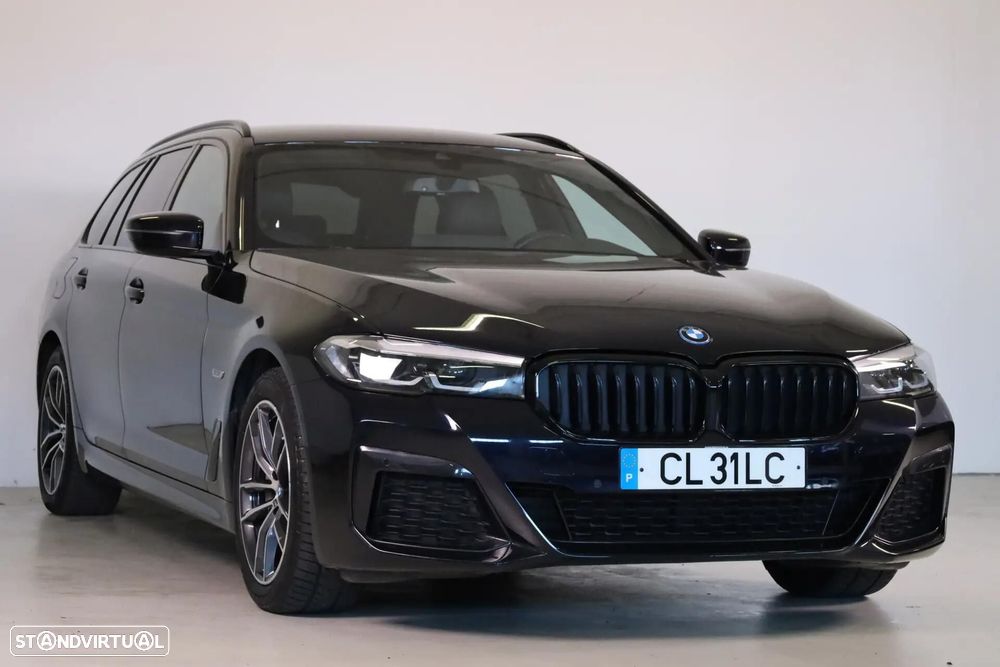 BMW 530 e Pack Desportivo M - 1