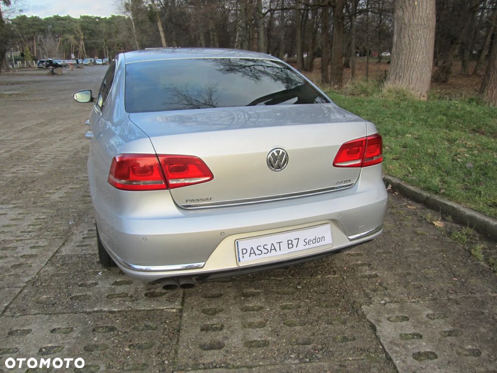 Volkswagen Passat 2.0 TDI DPF Comfortline - 9