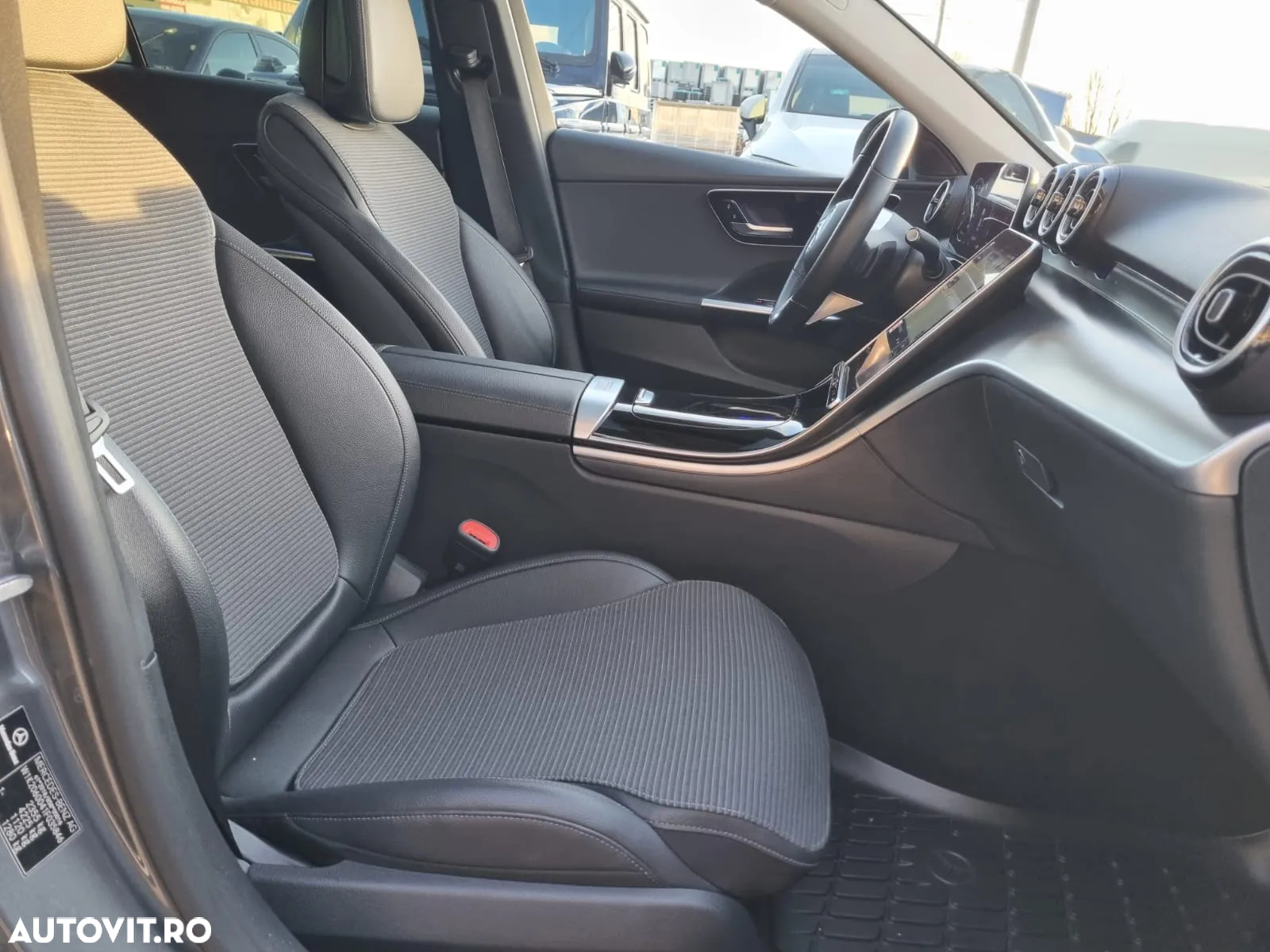 Mercedes-Benz C 220 d 9G-TRONIC Avantgarde - 25