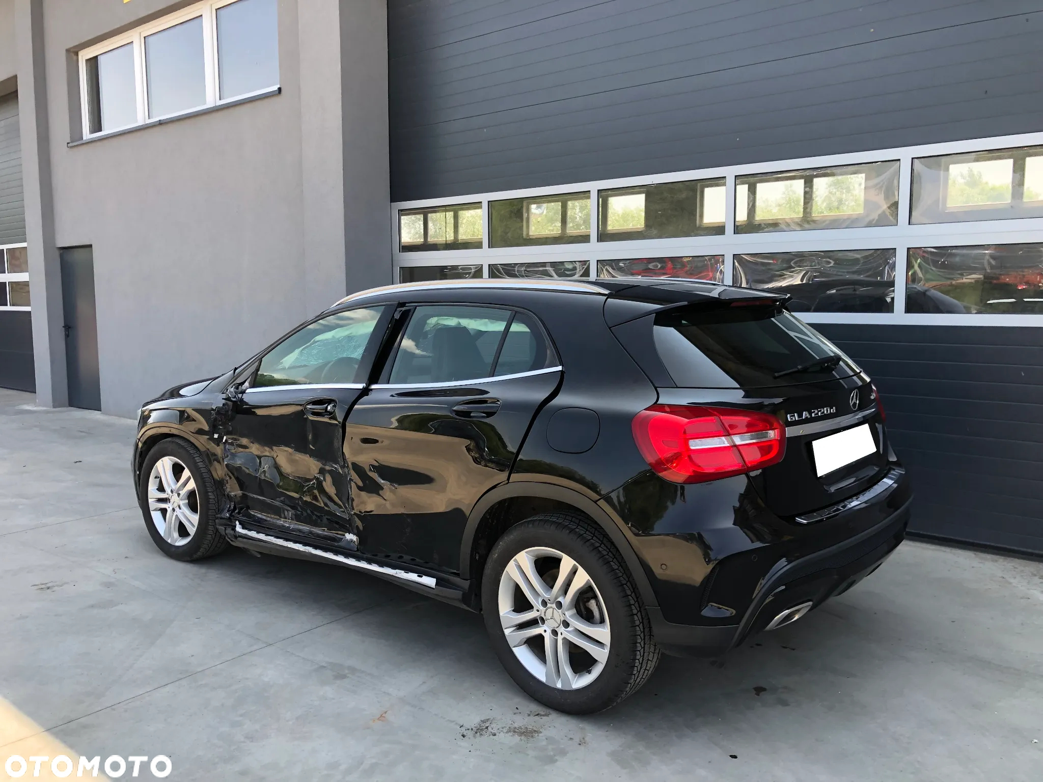 Mercedes-Benz GLA 220 d 4-Matic - 5