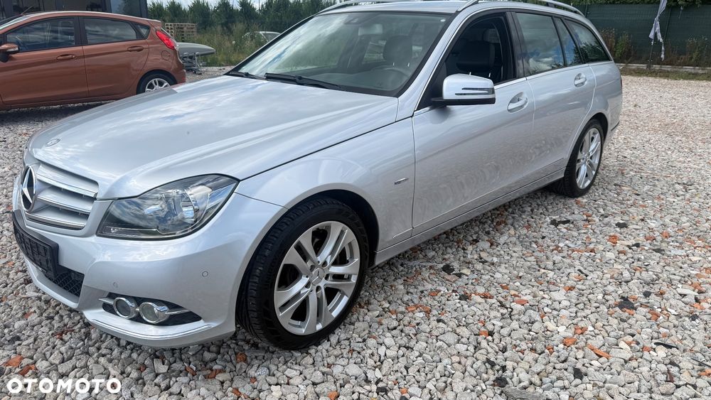 Mercedes-Benz Klasa C 220 CDI BlueEff Avantgarde - 1