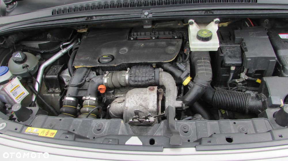 Peugeot 3008 1.6 BlueHDi Allure S&S EAT6 - 19
