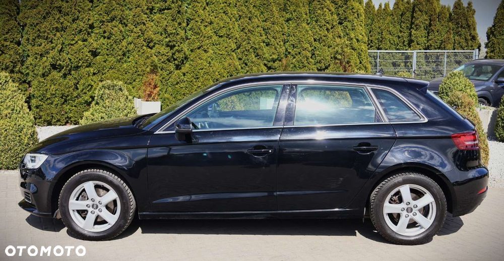 Audi A3 Sportback - 9