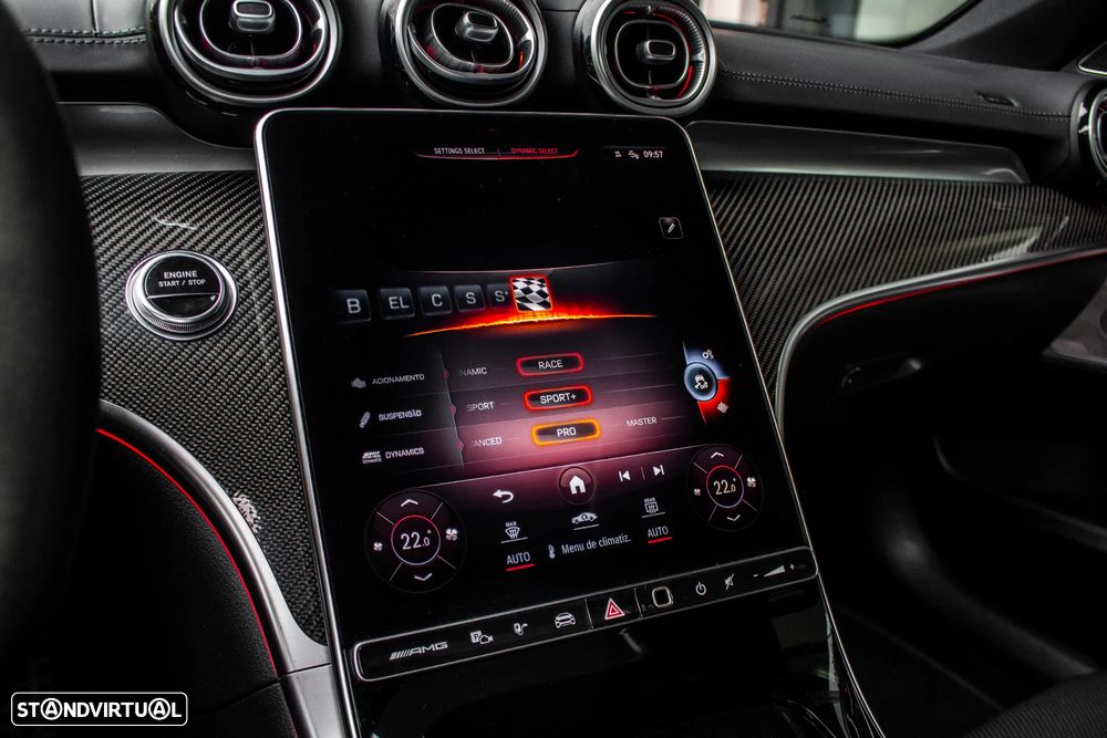 Mercedes-Benz C 63 AMG S E Performance 4Matic - 23