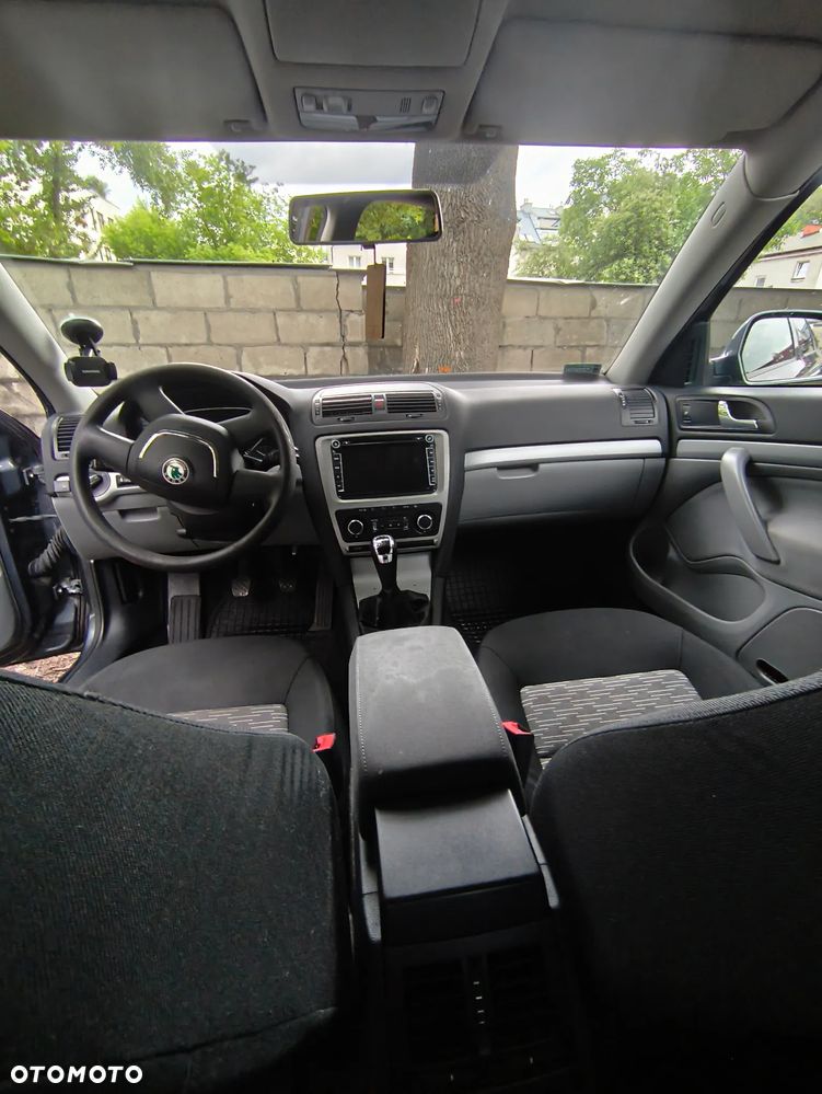 Skoda Octavia 1.6 - 3