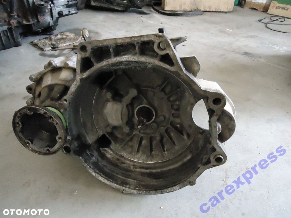 SKRZYNIA BIEGÓW VOLKSWAGEN GOLF III 1.9 D 1,9TD ZIELONY TYŁ ZIELONA DUPKA WYBIERAK NA LINKI - 1