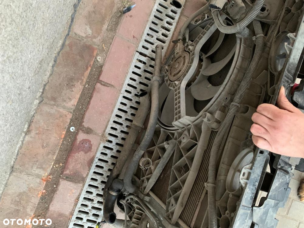 Pas przedni kompletny chłodnice wzmocnienie Fiat grande punto 1.3 jtd - 8