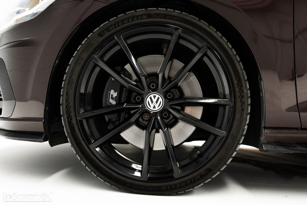 VW Golf R 4Motion (BlueMotion ) DSG - 12