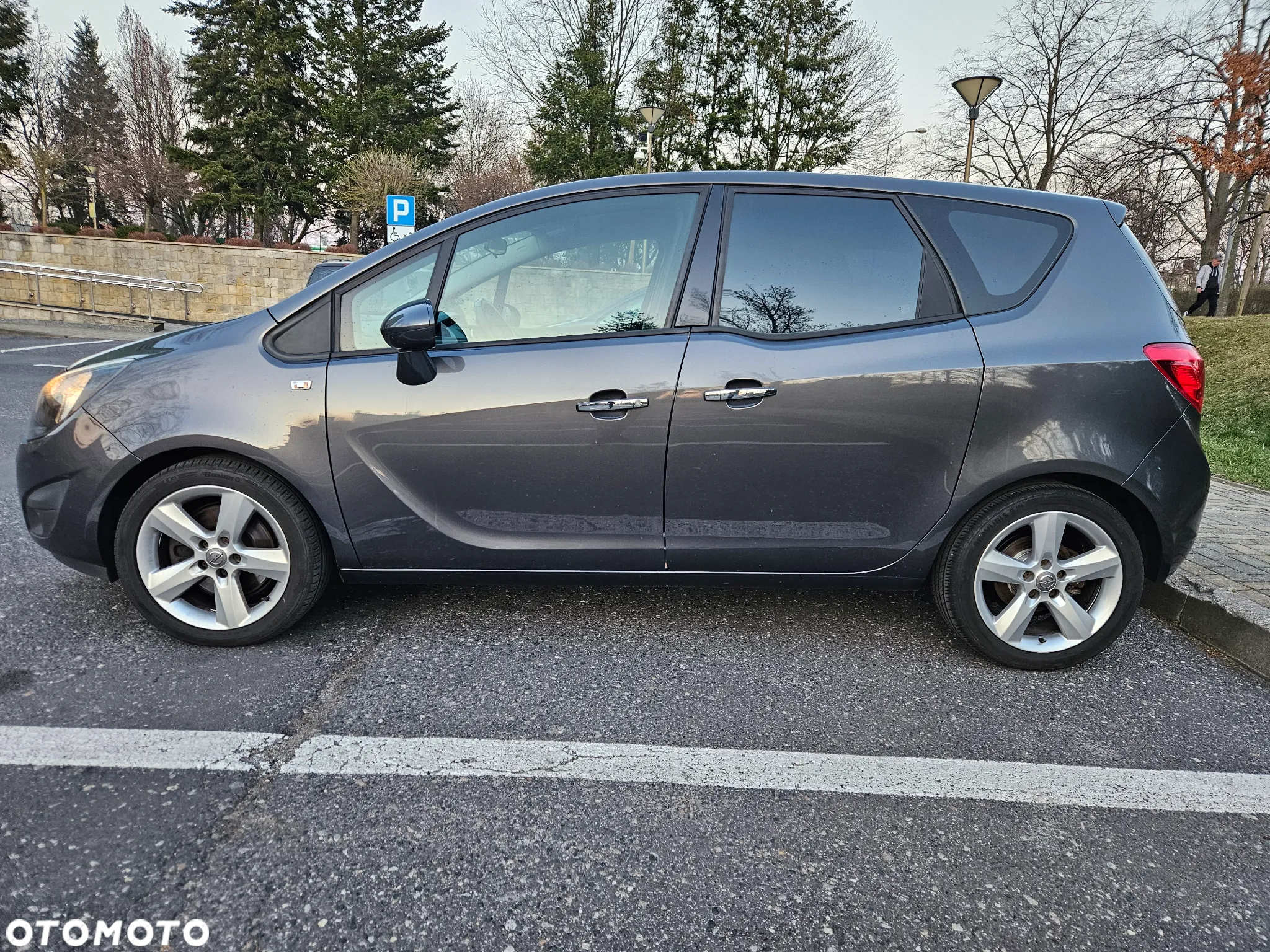 Opel Meriva 1.7 CDTI Cosmo - 8