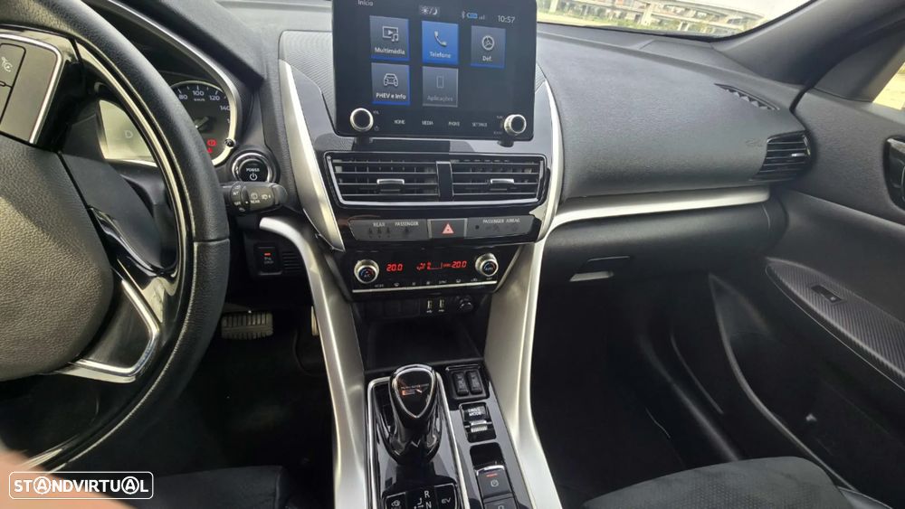 Mitsubishi Eclipse Cross - 15