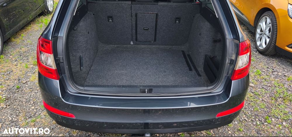 Skoda Octavia 1.6 TDI Drive - 39