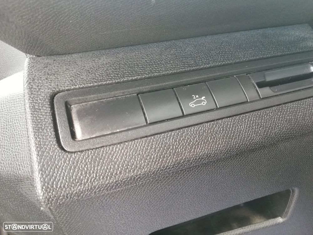 Peugeot 5008 BlueHDI 130 Allure Pack - 16