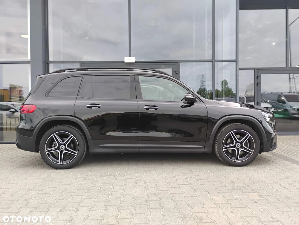 Mercedes-Benz GLB 200 AMG Line 7G-DCT - 4